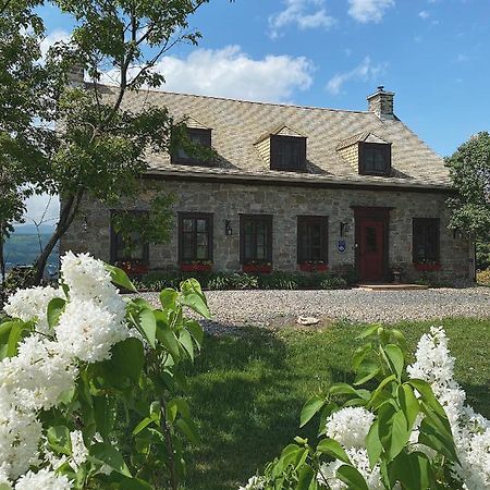 Domaine Steinbach Cidrerie B&B Distillerie St-Pierre-de-l'Île-d'Orléans Exterior foto